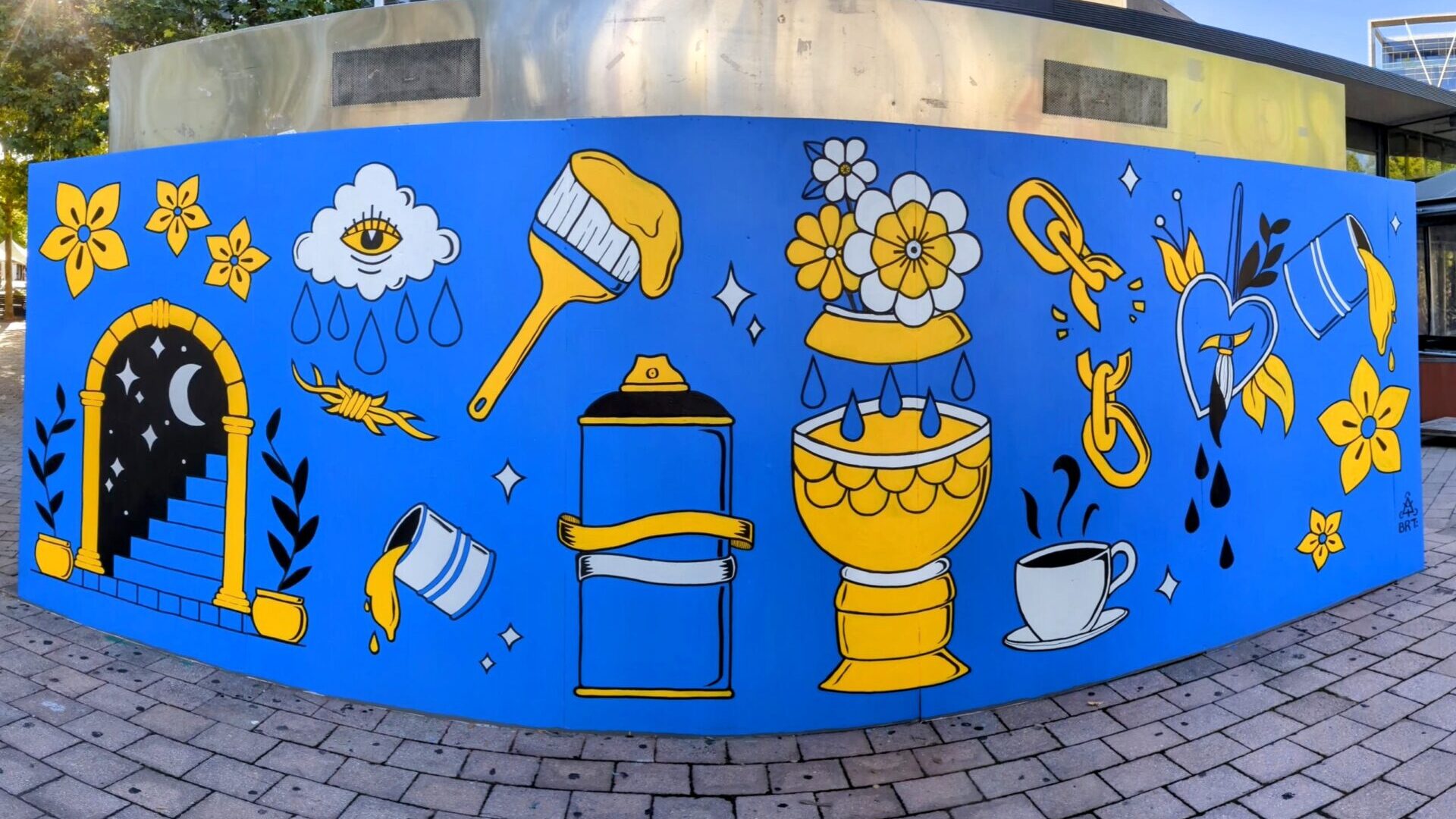Fish eye image of blue and yellow mural